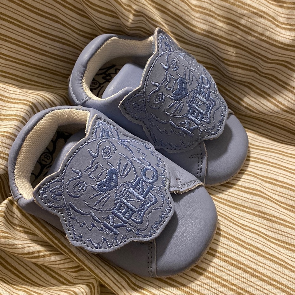 Baby shoes